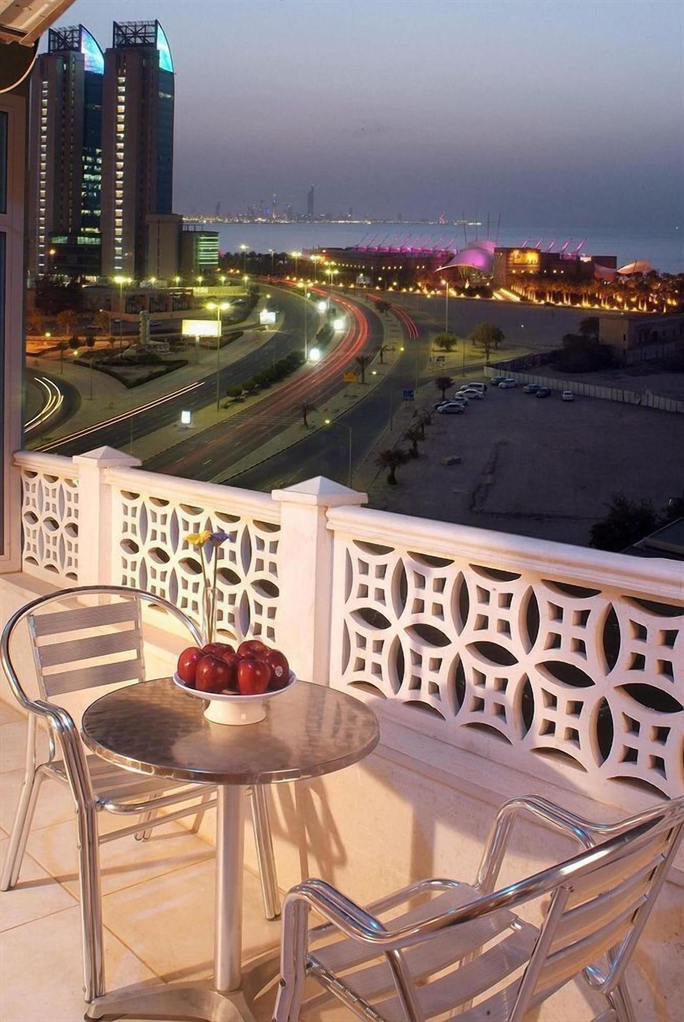 Spice Hotel Kuwait City Eksteriør bilde