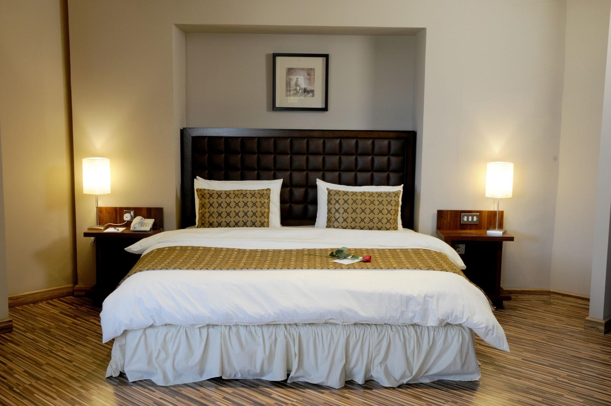 Spice Hotel Kuwait City Eksteriør bilde