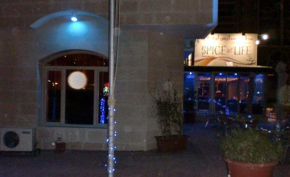 Spice Hotel Kuwait City Eksteriør bilde