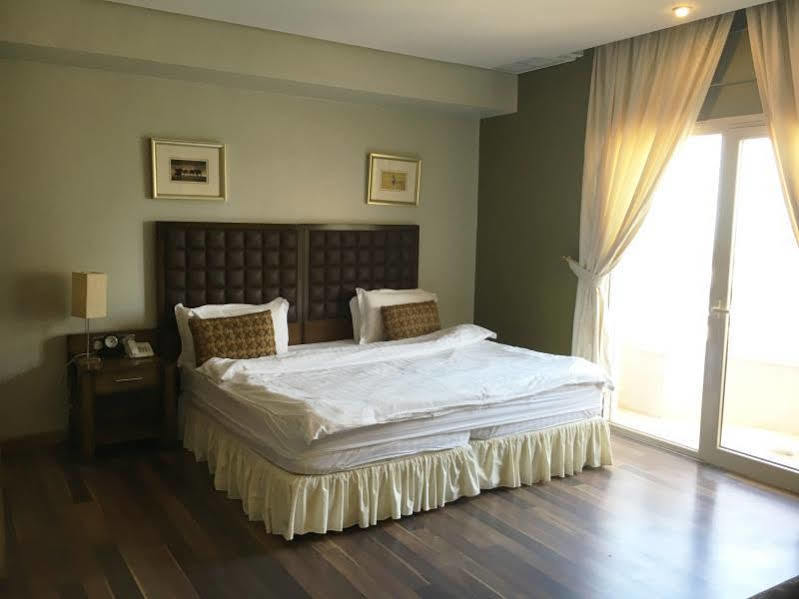 Spice Hotel Kuwait City Eksteriør bilde